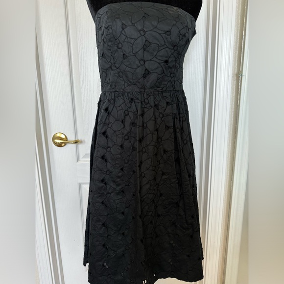 Ann Taylor black dress Women’s size 4 - Picture 1 of 6